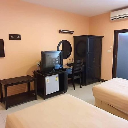 The Victory Hotel Ban Muang Daeng Exterior photo