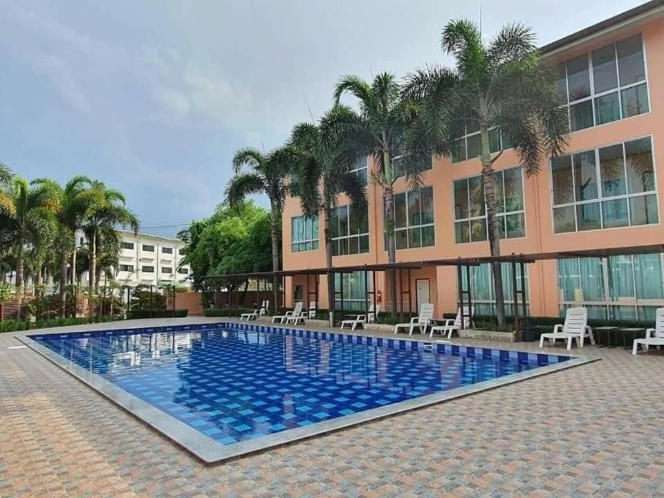 The Victory Hotel Ban Muang Daeng Exterior photo